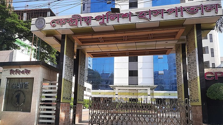 হাসপাতালে ৬৯ পুলিশ, আইসিইউতে তিনজন হাসপাতালে ৬৯ পুলিশ, আইসিইউতে তিনজন
