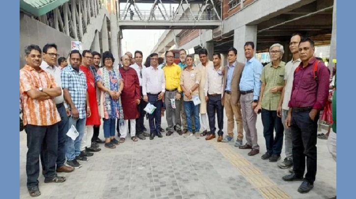 মেট্রোরেল চড়লেন প্রায় তিনশ’ সাংবাদিক মেট্রোরেল চড়লেন প্রায় তিনশ’ সাংবাদিক