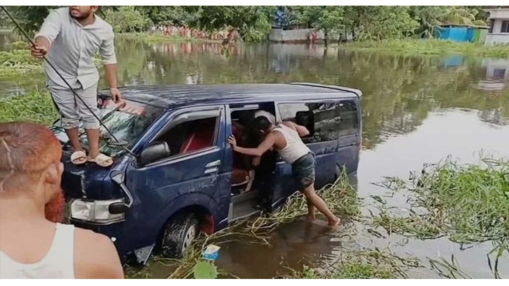 একই পরিবারের ৭জনের মৃত্যু, চালকের বিরুদ্ধে মামলা একই পরিবারের ৭জনের মৃত্যু, চালকের বিরুদ্ধে মামলা