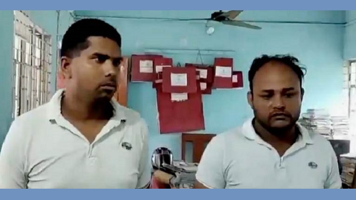 ঠাকুরগাঁওয়ে দুই ভুয়া ডিবি পুলিশ আটক ঠাকুরগাঁওয়ে দুই ভুয়া ডিবি পুলিশ আটক