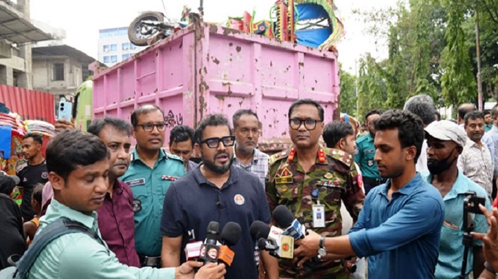 ব্যাটারিচালিত রিকশা নিয়ে কঠোর সিদ্ধান্ত ব্যাটারিচালিত রিকশা নিয়ে কঠোর সিদ্ধান্ত