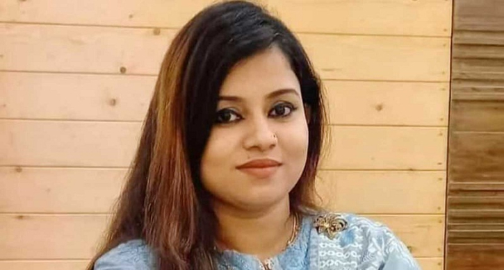 প্রধানমন্ত্রীকে নিয়ে কটূক্তি : স্মৃতির জামিন প্রধানমন্ত্রীকে নিয়ে কটূক্তি : স্মৃতির জামিন