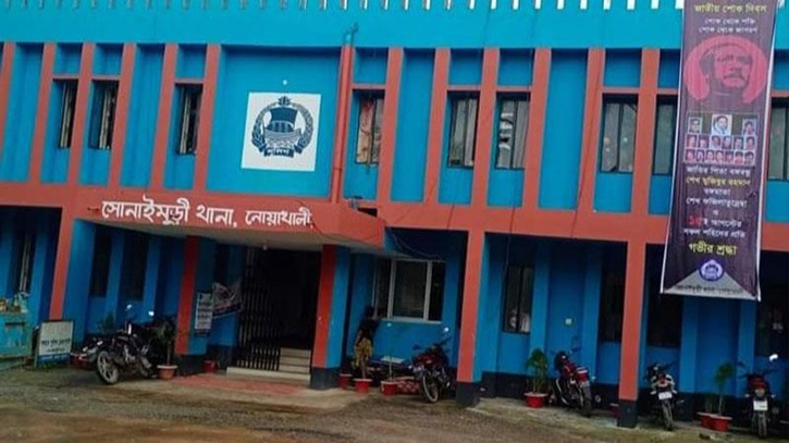 নোয়াখালীতে মসজিদের ইমামকে মারধর, গ্রেপ্তার ২ নোয়াখালীতে মসজিদের ইমামকে মারধর, গ্রেপ্তার ২