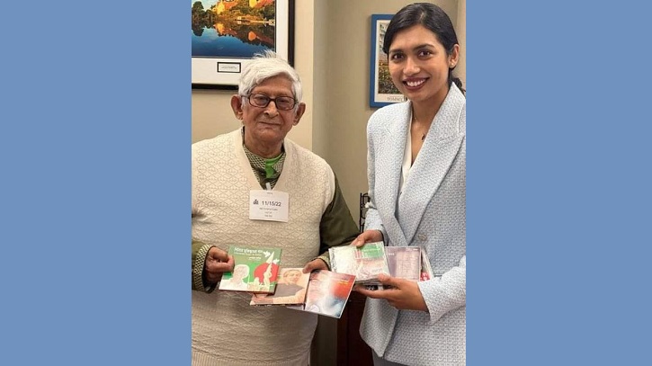 হাওয়াই গিটারবাদক এনামুল কবীরকে কানাডায় সম্মাননা হাওয়াই গিটারবাদক এনামুল কবীরকে কানাডায় সম্মাননা