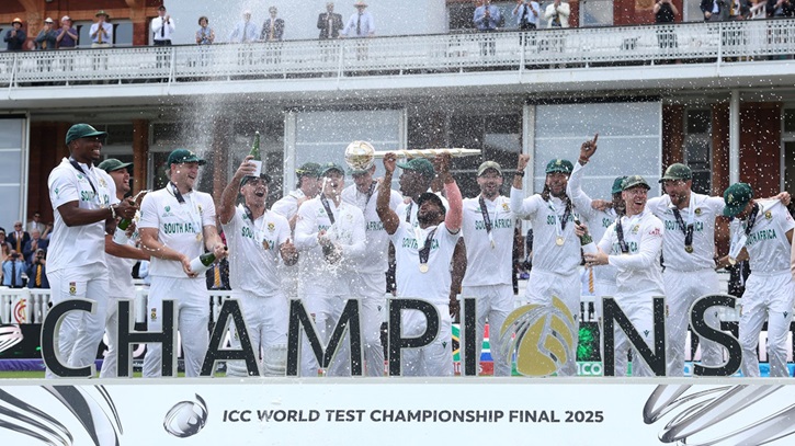 ‘চোকার’ তকমা ঘুচিয়ে বিশ্ব চ্যাম্পিয়ন দক্ষিণ আফ্রিকা