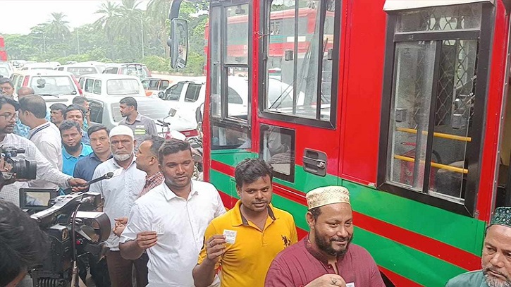 এক্সপ্রেসওয়েতে বাস: ৪০ মিনিটে ফার্মগেট থেকে বিমানবন্দর
