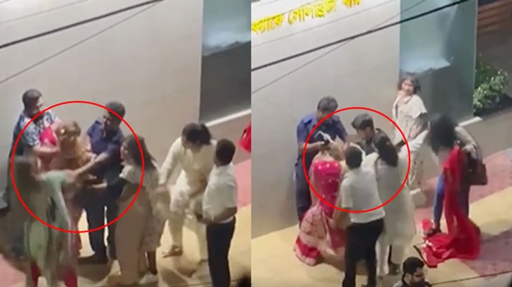 গুলশান বারের সামনে মদ্যপ তরুণীদের হাতাহাতি-চুলাচুলি গুলশান বারের সামনে মদ্যপ তরুণীদের হাতাহাতি-চুলাচুলি