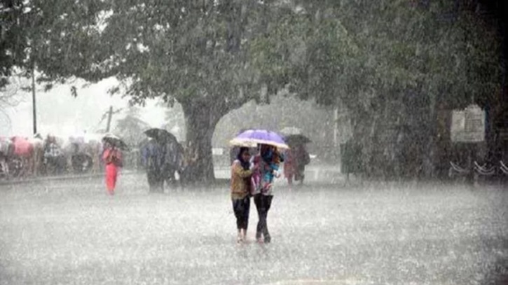 সোমবার ৬ বিভাগে বৃষ্টির আভাস, কমবে গরম সোমবার ৬ বিভাগে বৃষ্টির আভাস, কমবে গরম