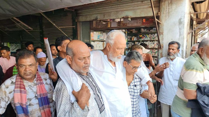 কাদের সিদ্দিকী বর্ধিত সভায় অসুস্থ হয়ে পড়লেন
