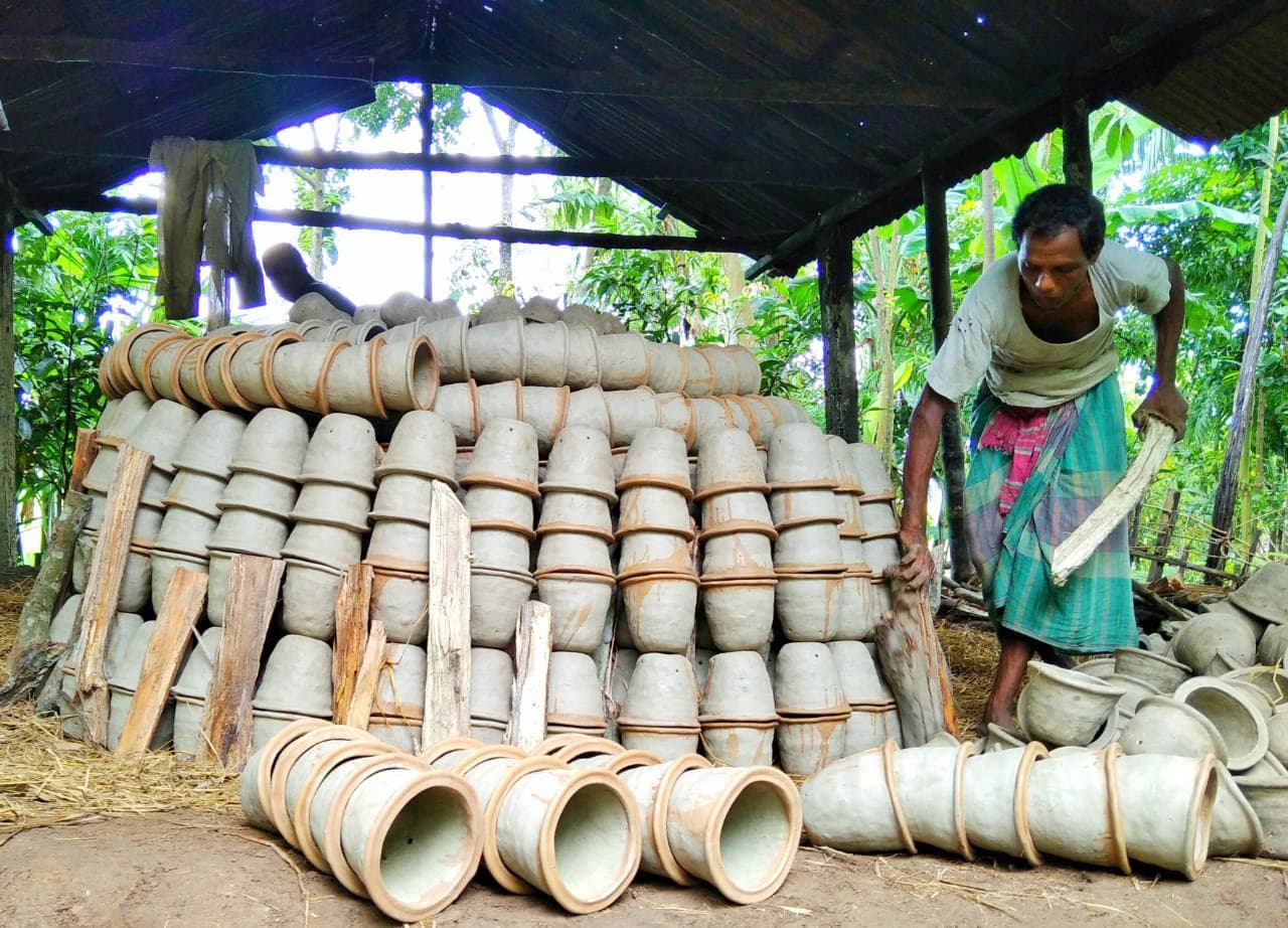 মৃৎ শিল্পী